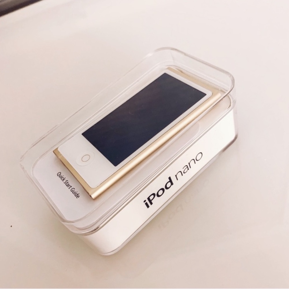 BRAND NEW I Pod Nano 7th Generation